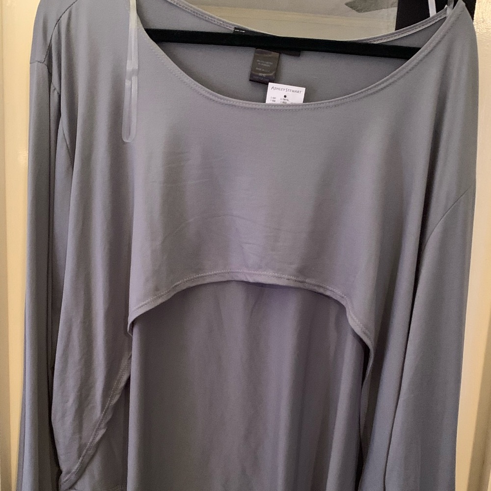 Plus size long sleeve crop top